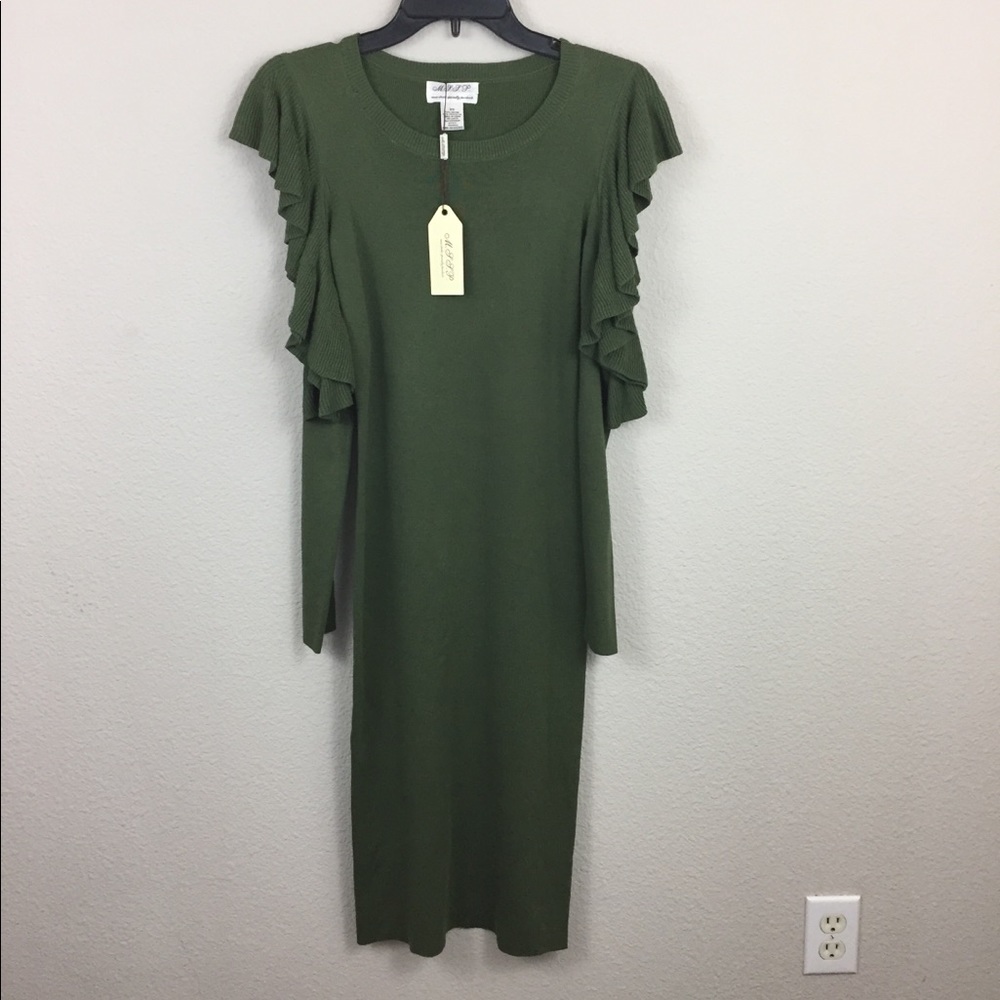 NWT M.L.L.P sweater dress
